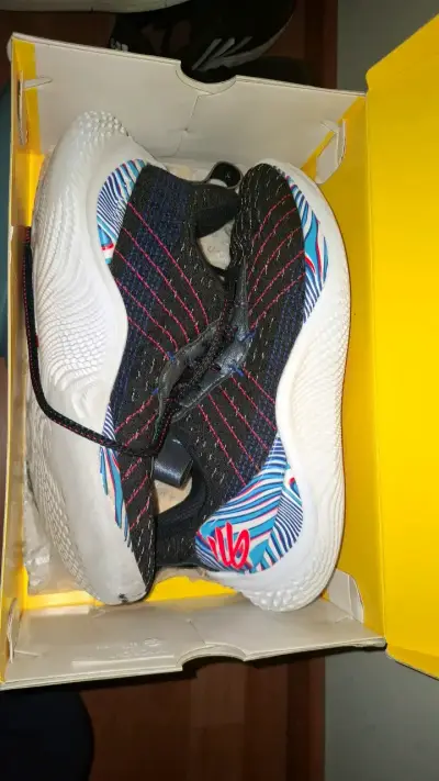 Curry 10 Magic - miniatura 1