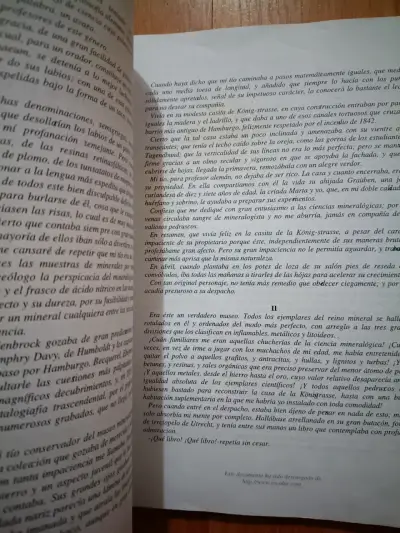 Libro 'Viaje al Centro de la Tierra' de Julio Verne - miniatura 1