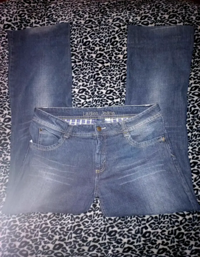 Jeans de mujer azul flare - 1