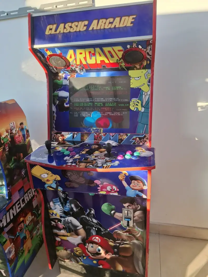Máquina Arcade Clásica con Juegos Retro - 2