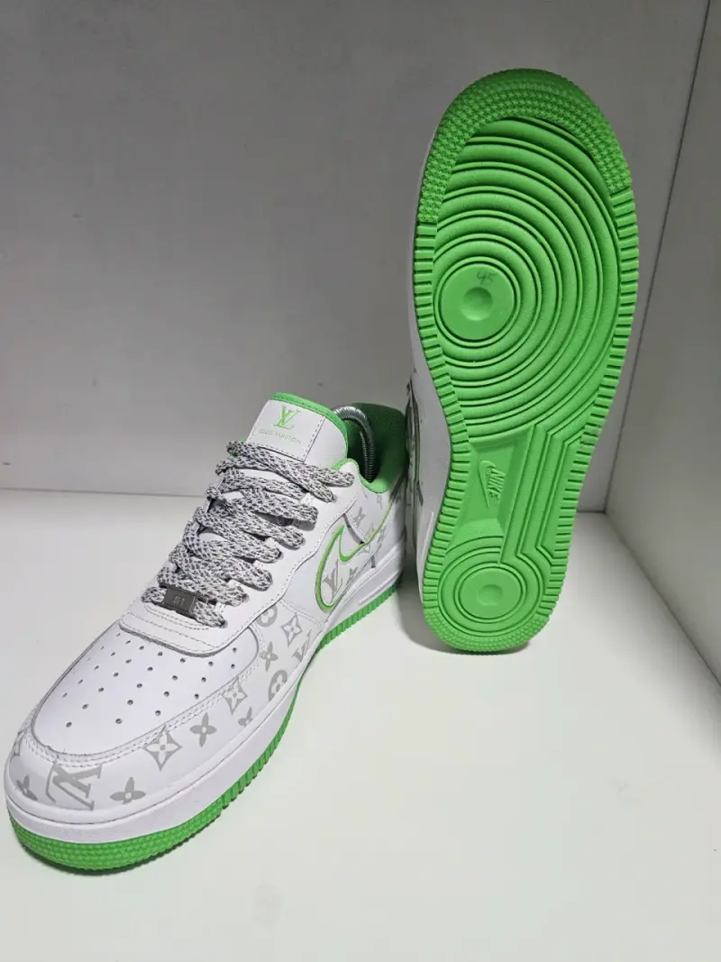 Zapatillas Air Force 1 Louis Vuitton. - 4