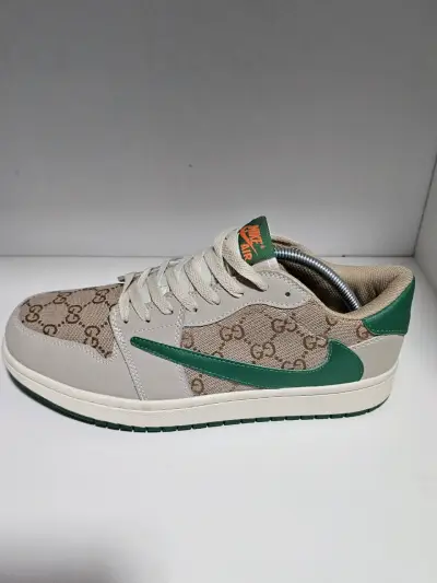 Zapatillas Air Force 1 Travis Scott. - miniatura 2