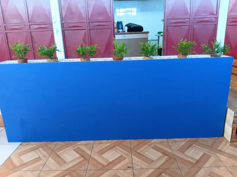 Mostrador de recepción y jardin para negocio 3ud - 6