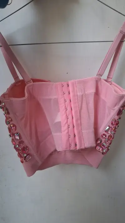 Top corset rosa con pedrería brillante - miniatura 4