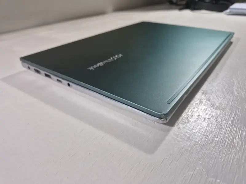 Notebook ASUS S433E color verde - 1