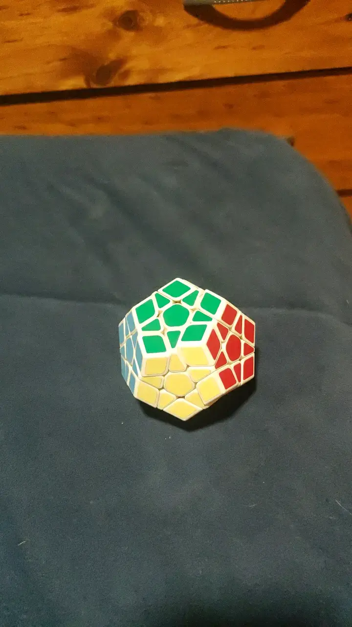 Cubo Megaminx de Velocidad Multicolor
