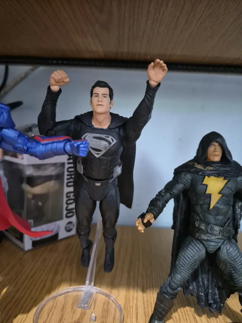 Figuras de acción de superhéroes DC - 5