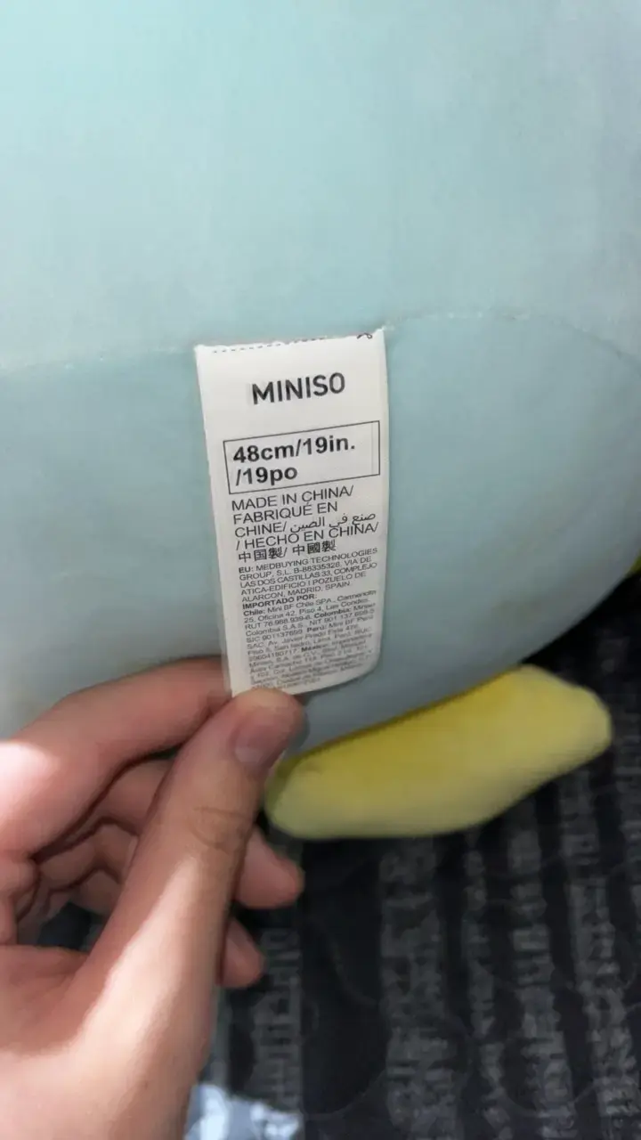 Peluche Pingüino Miniso con Sombrero Azul - 4