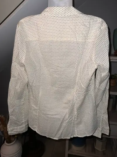 Blusa Esprit Blanca con Lunares Negros - miniatura 2