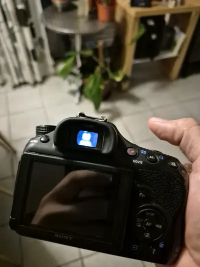 Cámara Sony Alpha 58  lente 18-55mm para reparar - miniatura 4