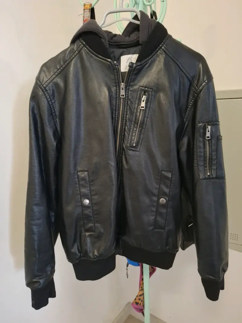 Chaqueta de cuero negra para niño hombre Zara - 1
