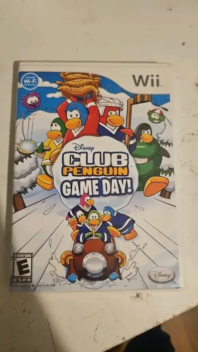 Club Penguin Game Day wii - miniatura 1