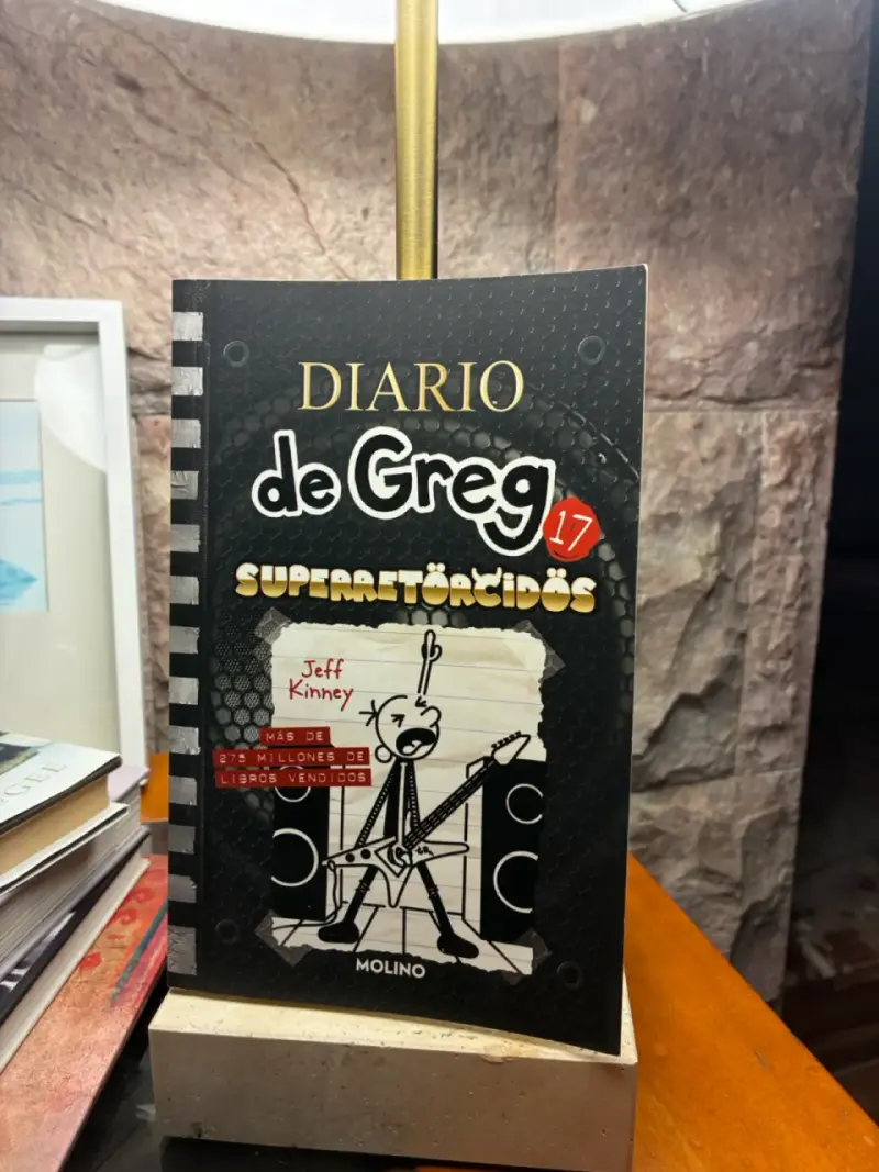 Diario de Greg 17: Superatrózcidos de Jeff Kinney - 1