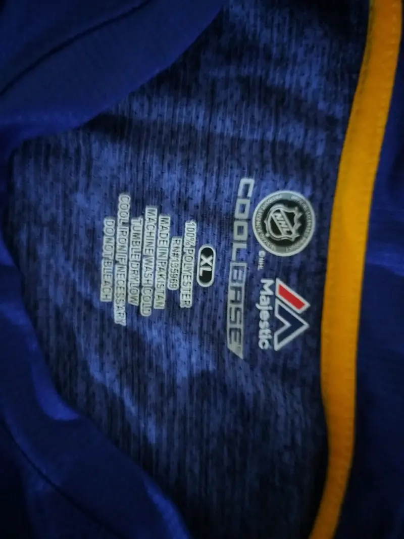 Polera deportiva azul Majestic NHL Cool Base - 2
