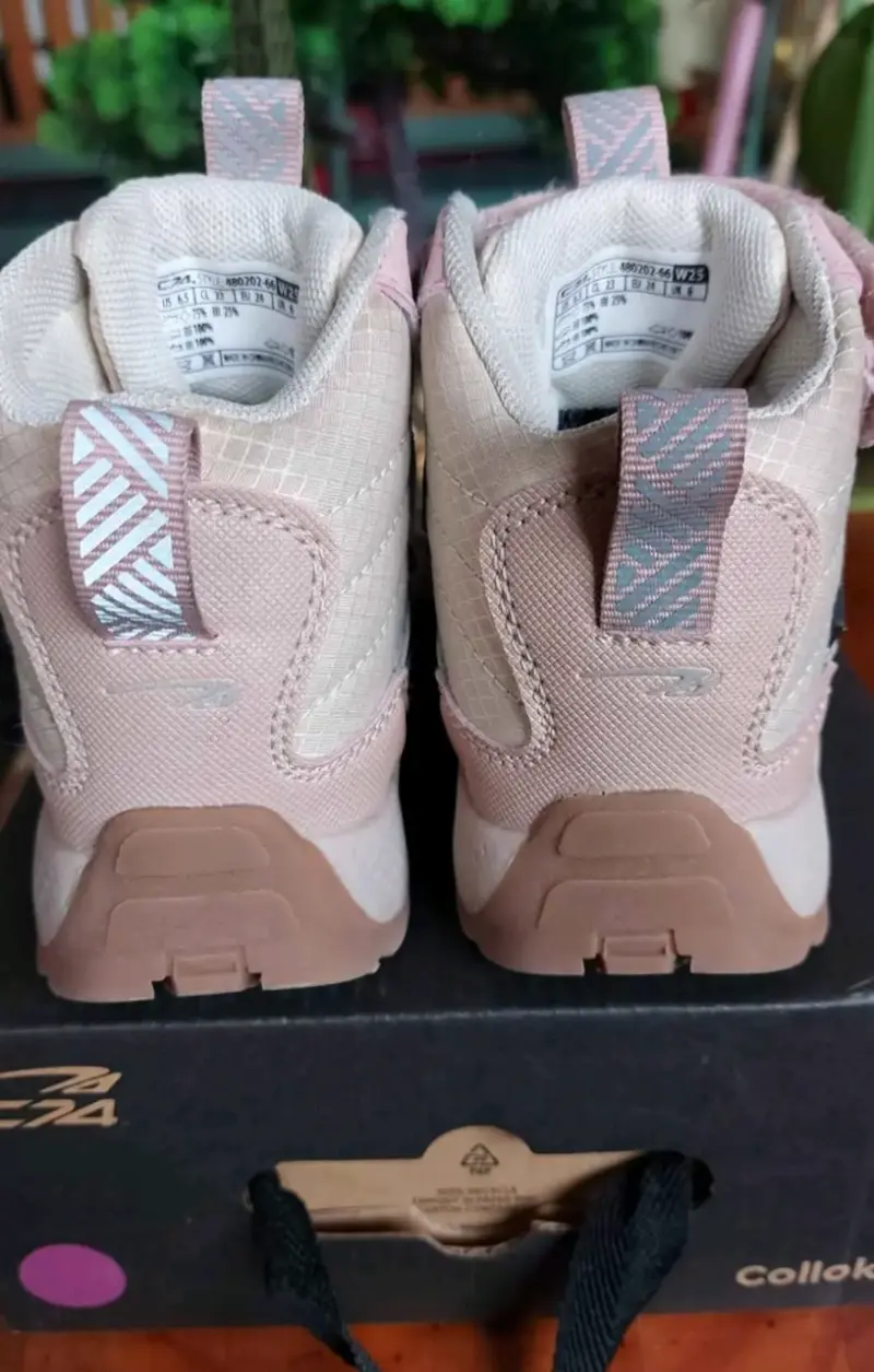 Botines impermeables para niños color beige - 2
