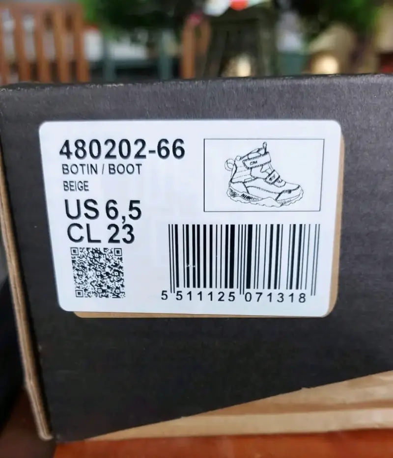Botines impermeables para niños color beige - 4