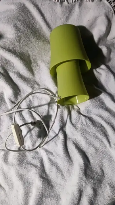 Lámpara de mesa LED amarilla moderna - miniatura 4