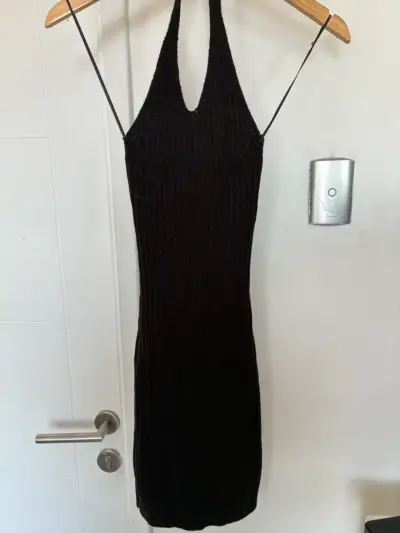 Vestido negro de punto H&M Divided - miniatura 2
