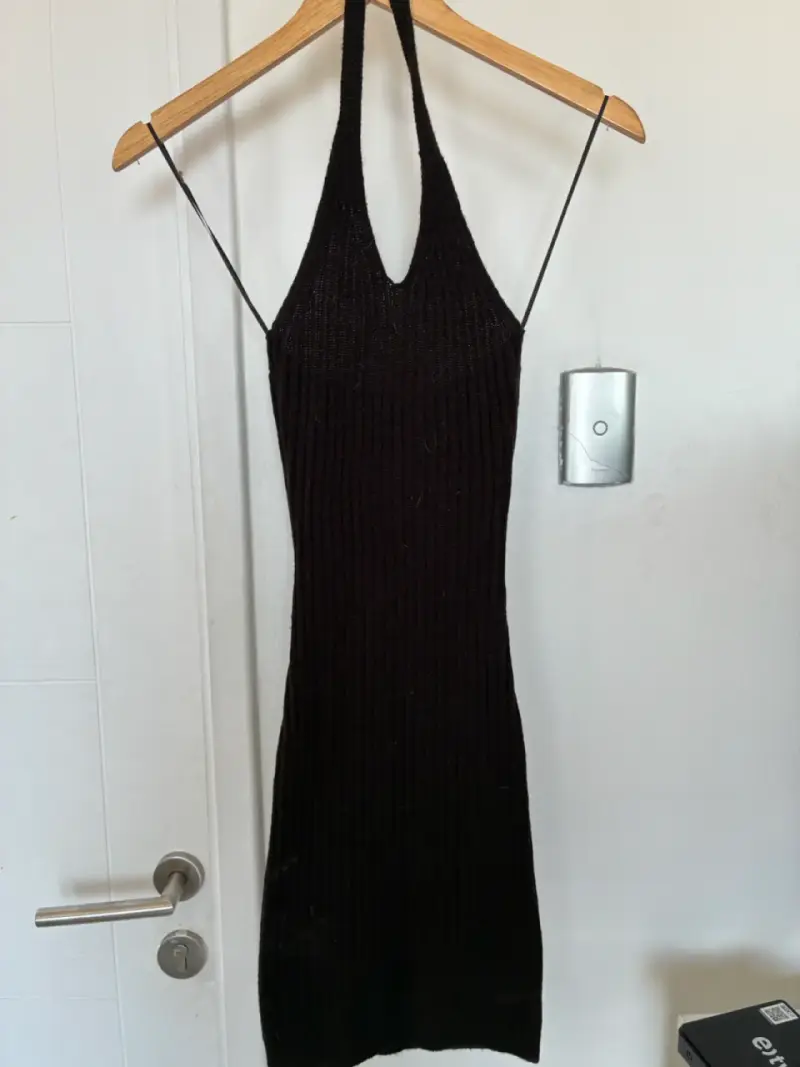 Vestido negro de punto H&M Divided - 3
