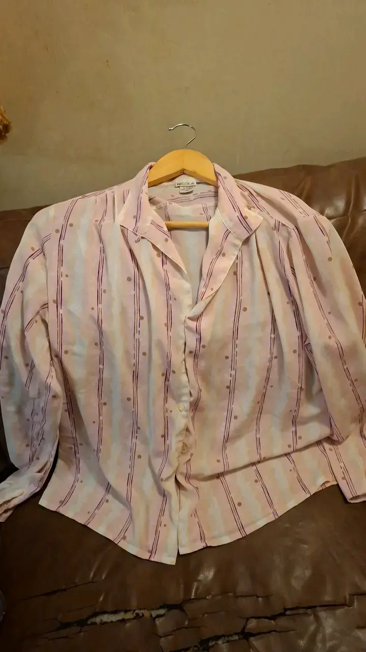 Blusa de rayas rosadas para mujer - 5