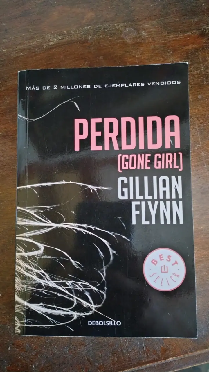 Libro Perdida (Gone Girl) de Gillian Flynn - 1