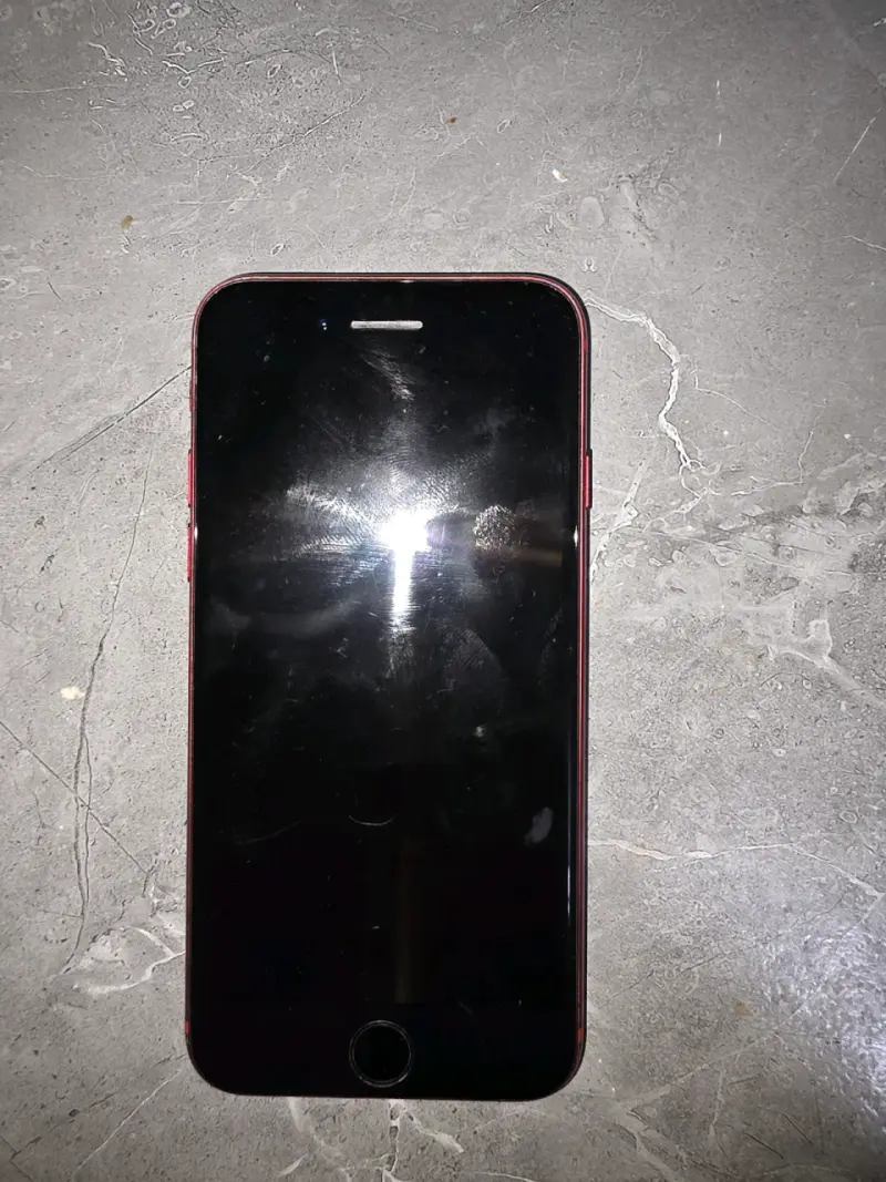 iPhone se2020 rojo /64gb - 2