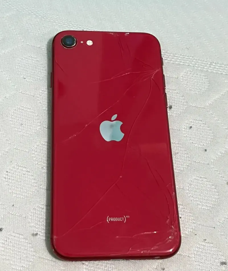 iPhone se2020 rojo /64gb - 5