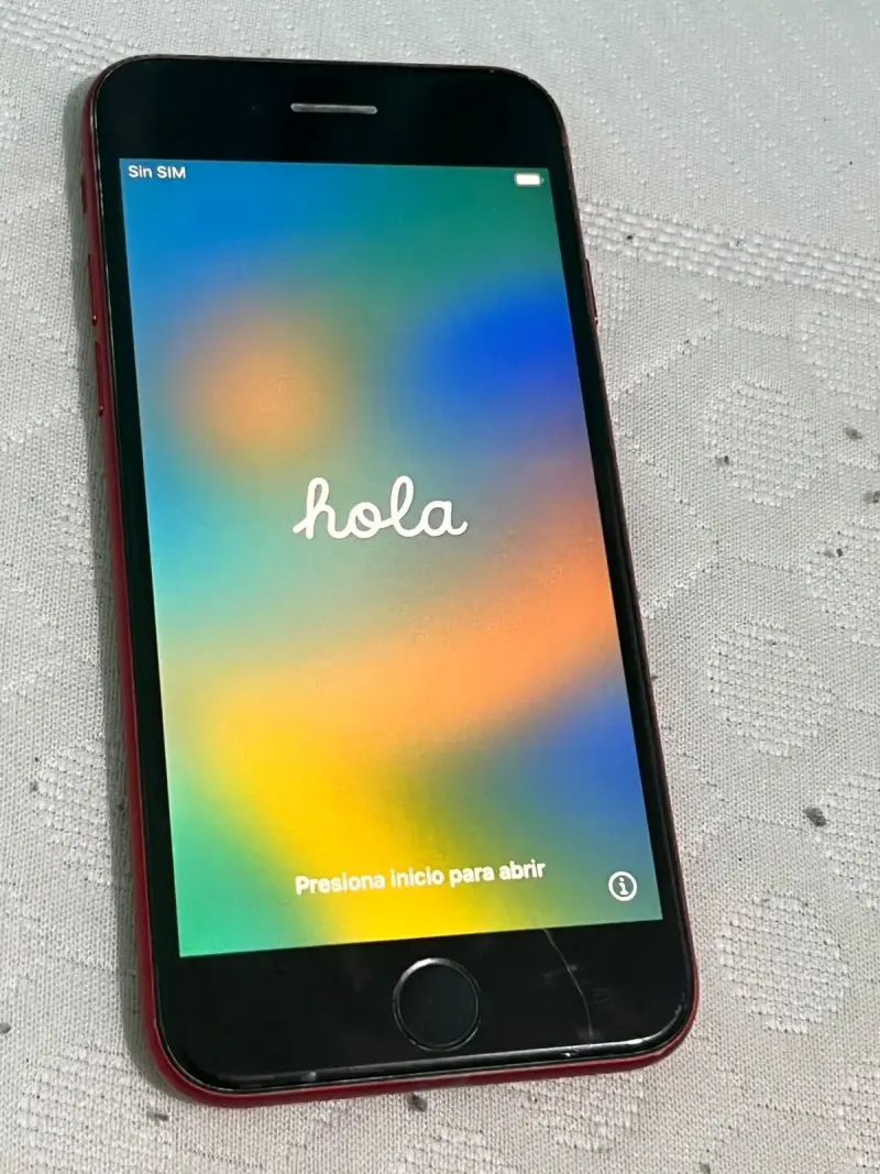 iPhone se2020 rojo /64gb - 6