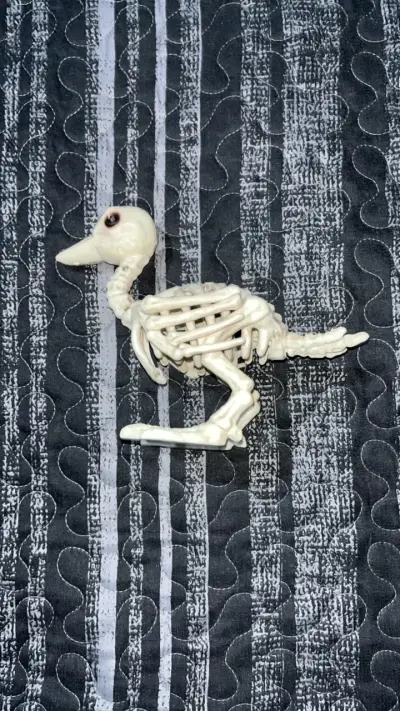 Figura de esqueleto de pato decorativa - miniatura 3