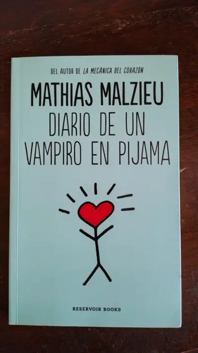 Libro Diario De Un Vampiro En Pijama d Mathias Mal - miniatura 1