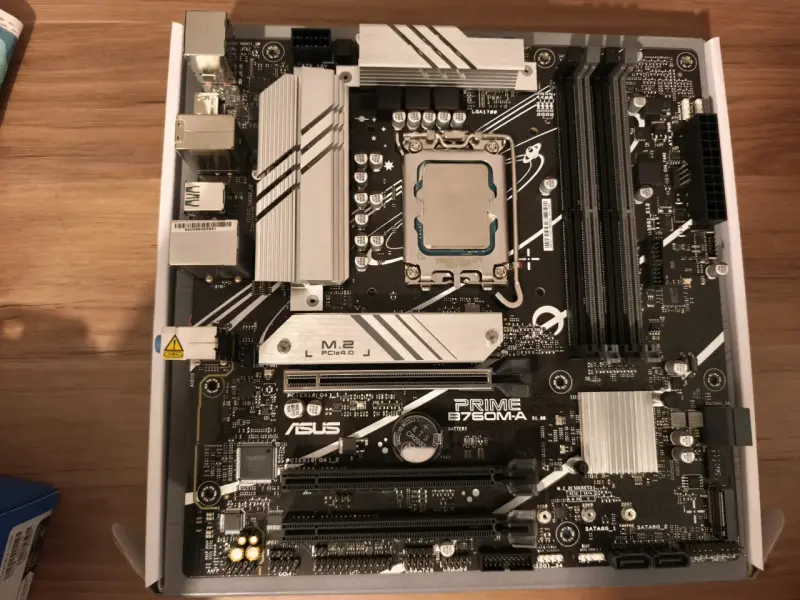 Kit Intel i5 12400F con placa ASUS b760M-A - 2