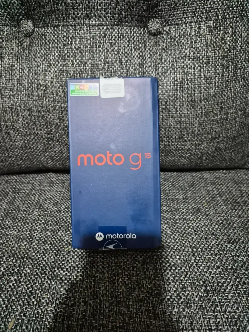 Smartphone Motorola Moto G15 (Nuevo / Open Box)