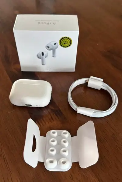 Auriculares inalámbricos AirPods Pro 2da gene - miniatura 1