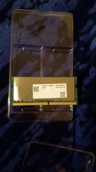 Memoria RAM de laptop 8GB DDR4 - miniatura 1