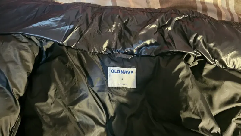 Chaqueta Puffa negra Old Navy Talla S - 2
