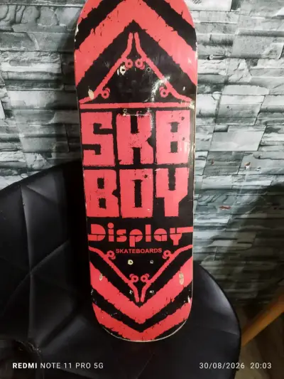 Skateboard SKB Boy Display con diseño gráfico - miniatura 1