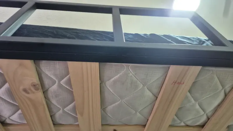 Cama alta de metal - 3