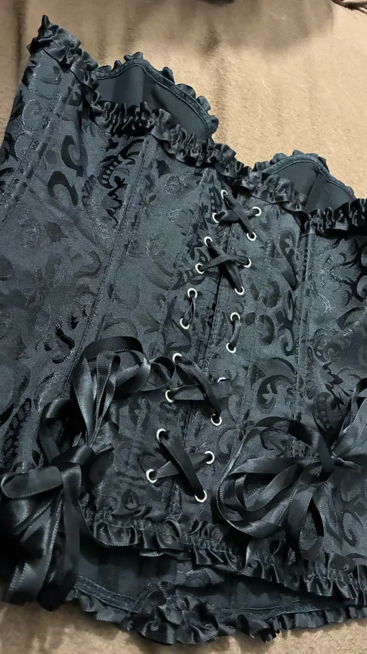 Corset negro con encaje floral - 3