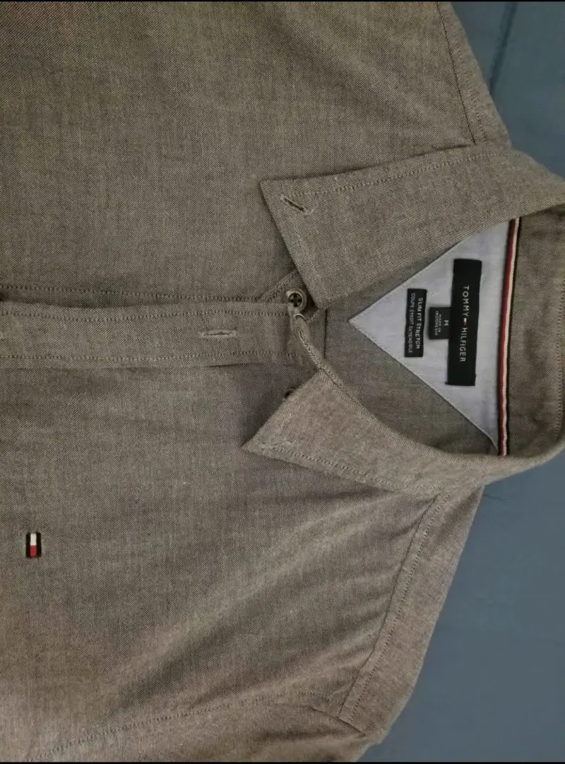 Camisa casual gris Tommy Hilfiger para hombre - 2