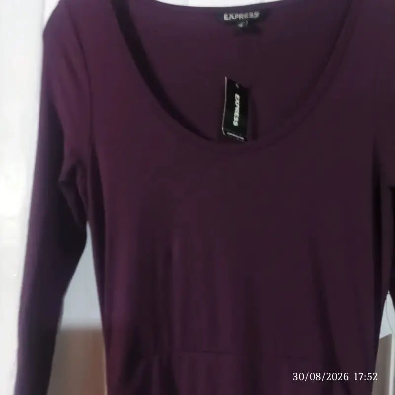 Vestido morado ajustado Express - 2
