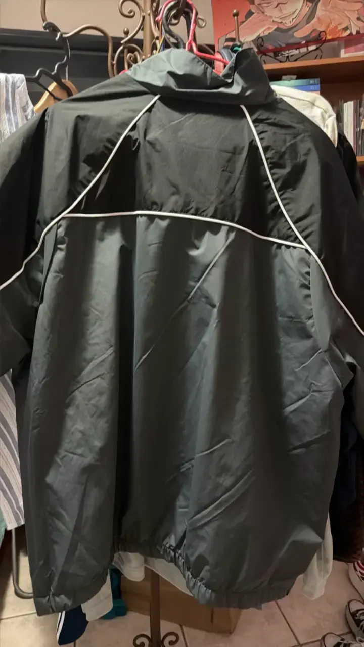Chaqueta cortaviento New Balance gris para hombre - 2