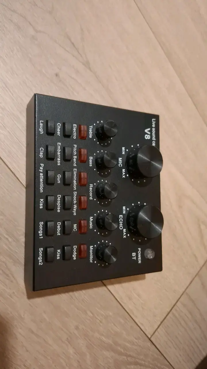 Tarjeta de sonido V8 para transmisión en vivo - 1