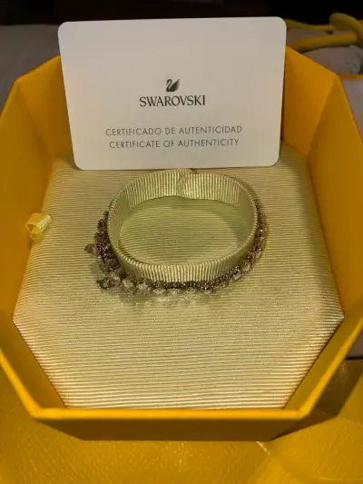 Pulsera Swarovski con cristales brillantes - miniatura 3