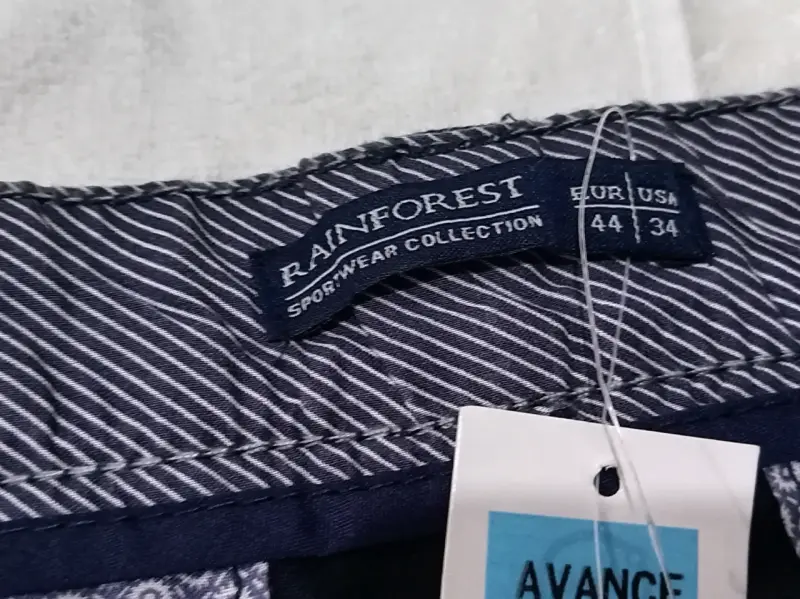 Jeans de mezclilla azul oscuro para hombre - 4