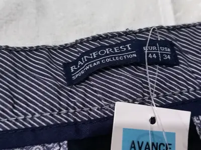 Jeans de mezclilla azul oscuro para hombre - miniatura 4