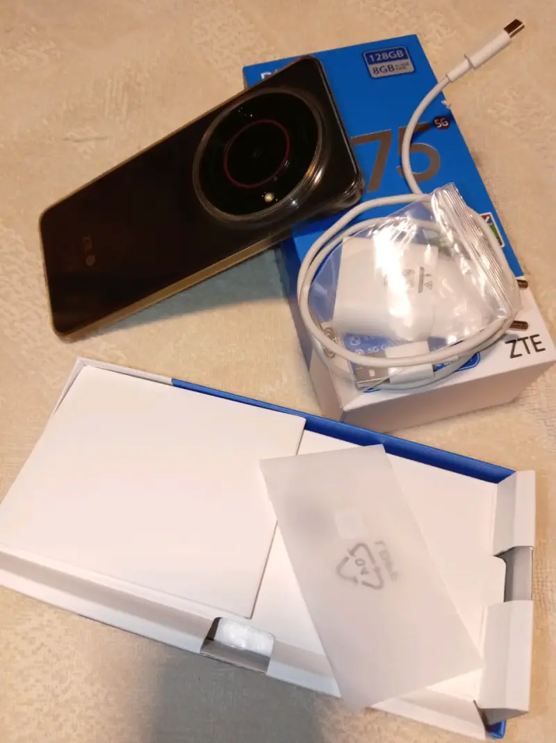 Smartphone ZTE Blade V40 5G 128GB Negro - 4