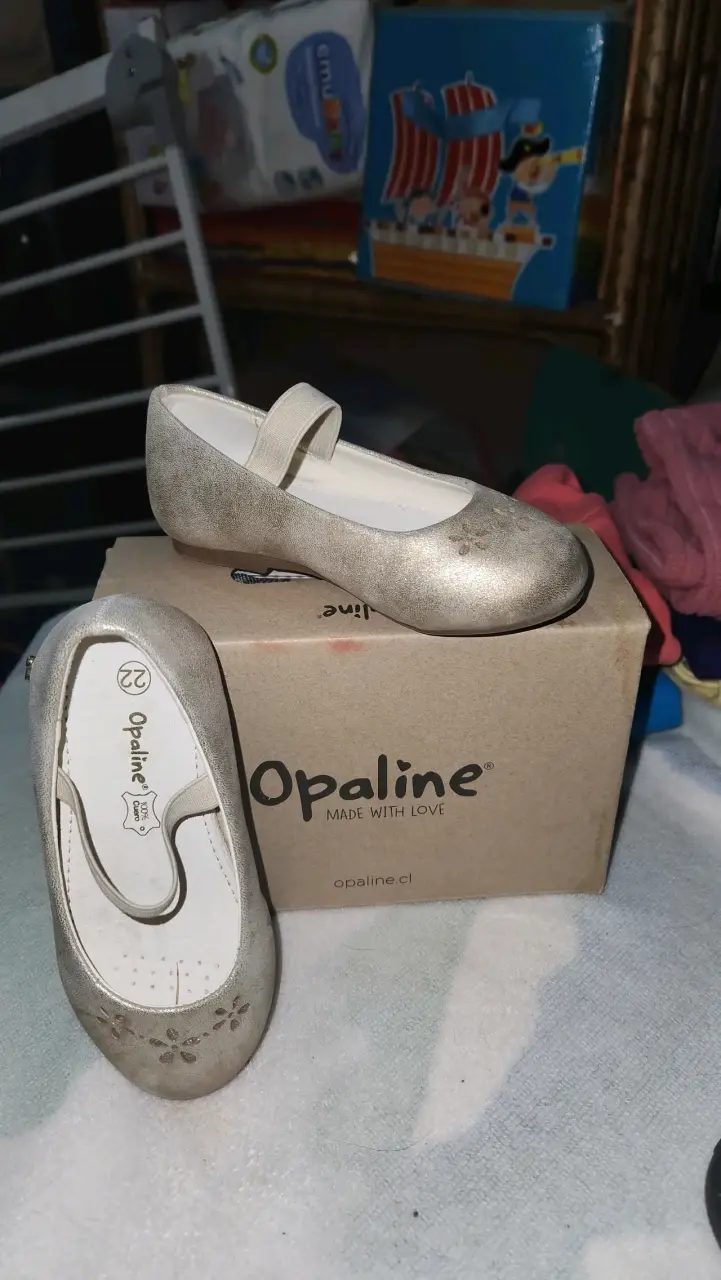 Zapatos de niña dorados Opaline talla 22 - 4