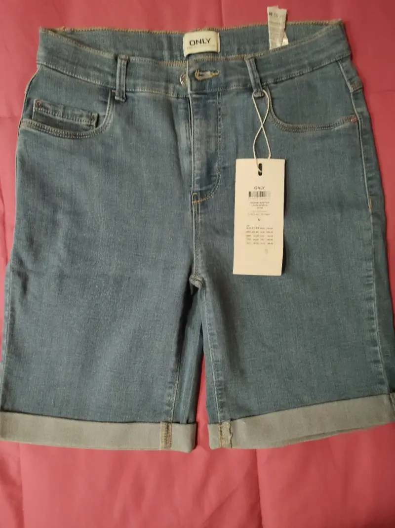 Shorts de mezclilla negros ONLY con etiqueta - 3