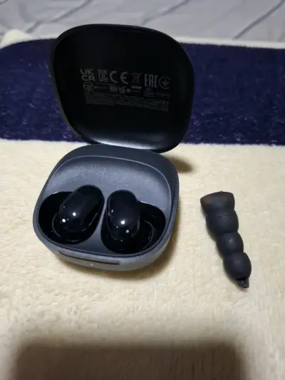 Auriculares Inalámbricos Redmi Negros con Estuche - miniatura 2