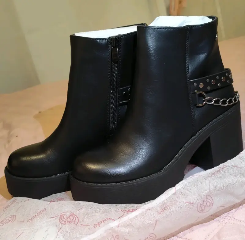 Botines negros Weide talla 38